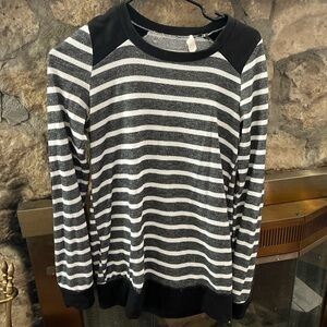 Cute striped crew neck top